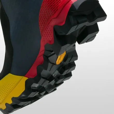 Climbing boots Aequilibrium Top GTX men's La Sportiva, black/yellow