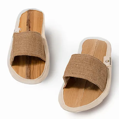 Indoor slippers – banana economy | open toe sliders