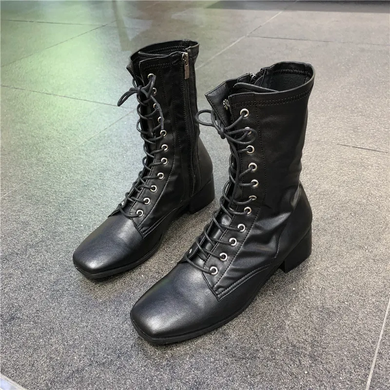 LUXE SEVEN DESIGN LACE UP HEELED ANKLE BOOTS IN BLACK