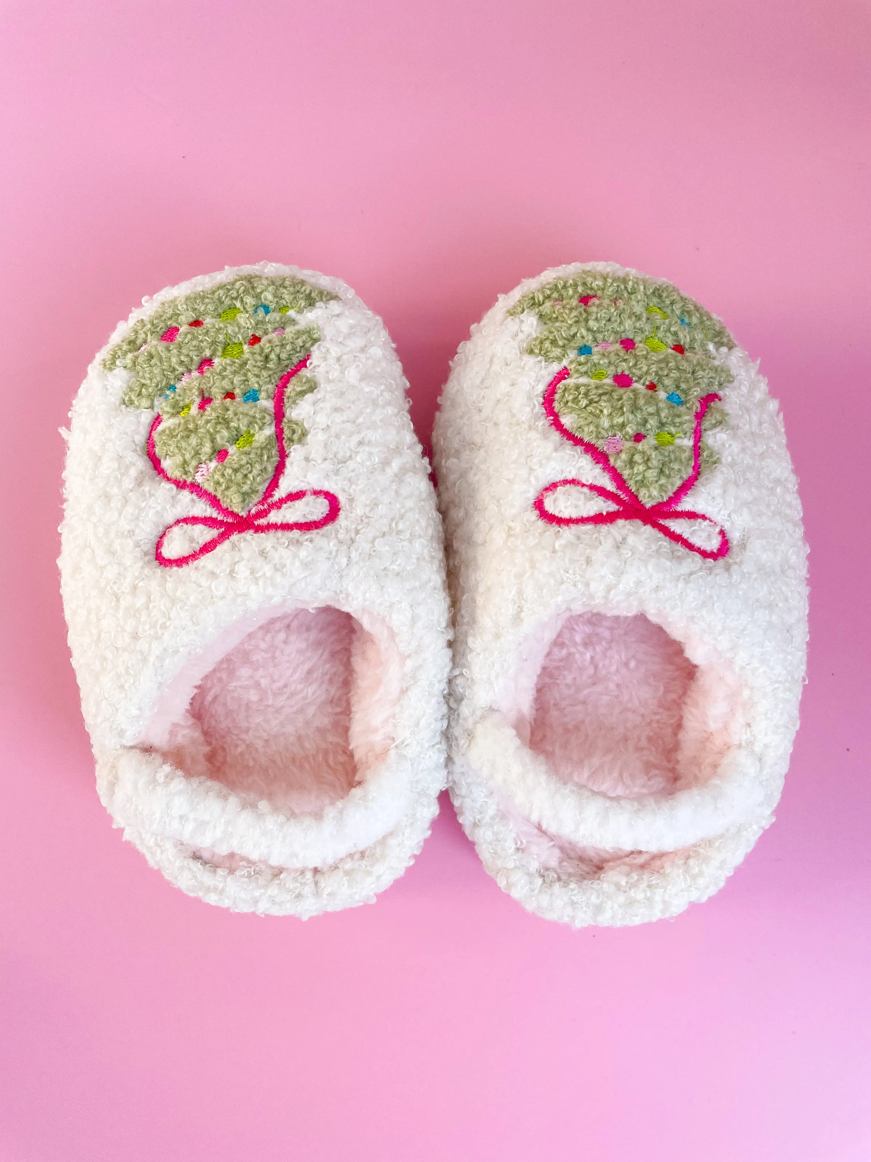 Rock Paper Scissors - Toddler/Kids Pink Bow Christmas Tree Slippers: Large